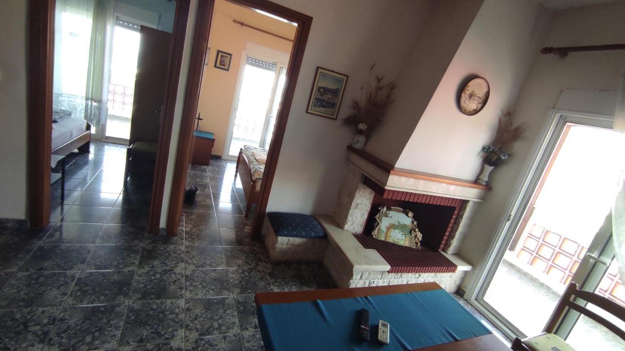Peristerianos Apartments Nea Skioni Kamer foto