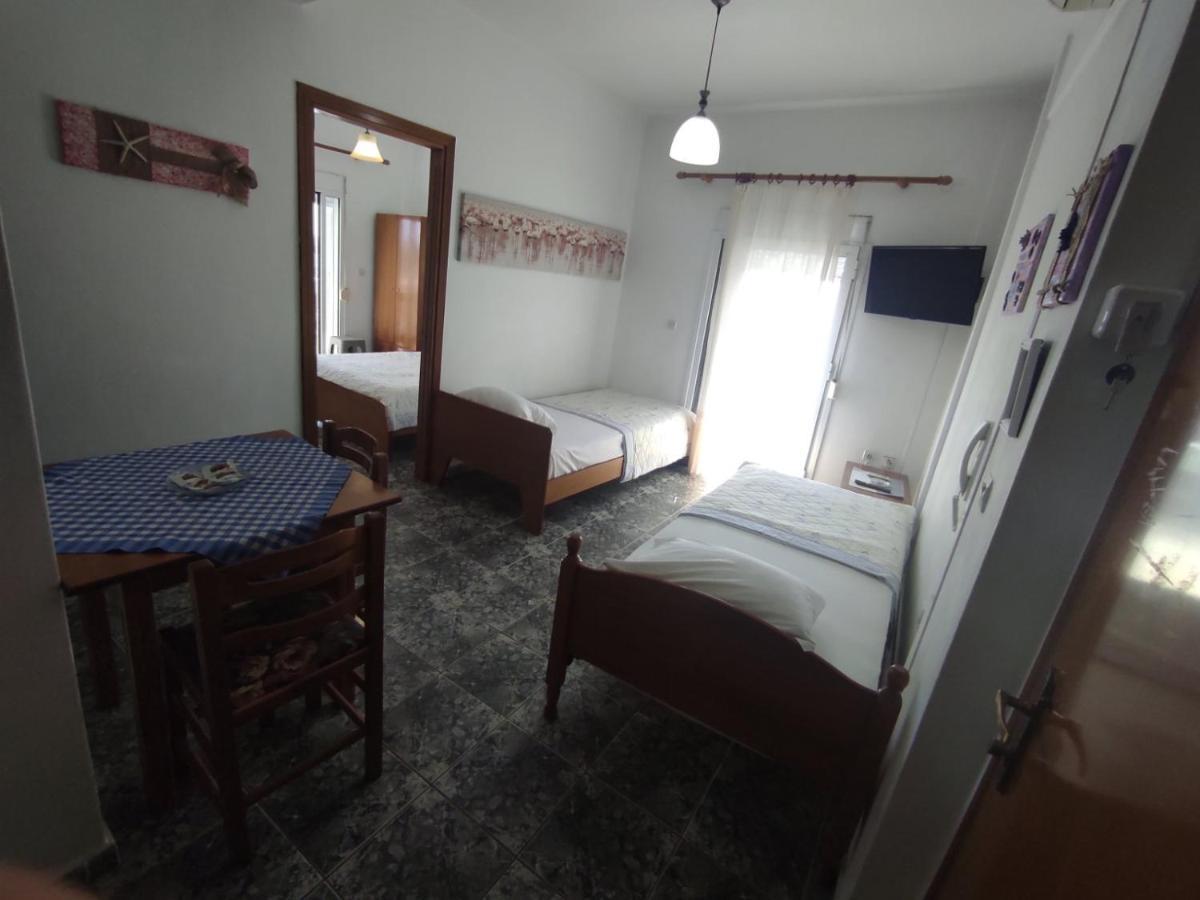 Peristerianos Apartments Nea Skioni Buitenkant foto
