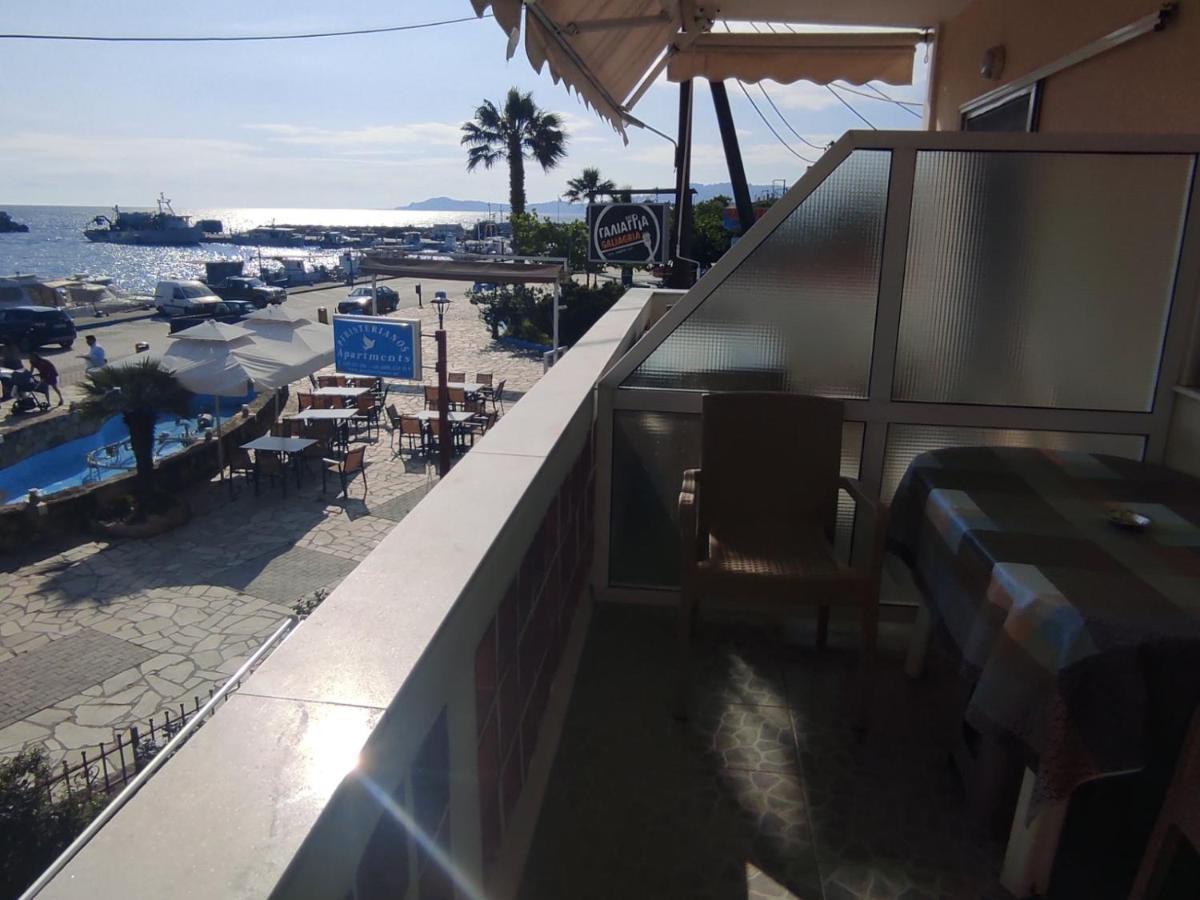 Peristerianos Apartments Nea Skioni Buitenkant foto