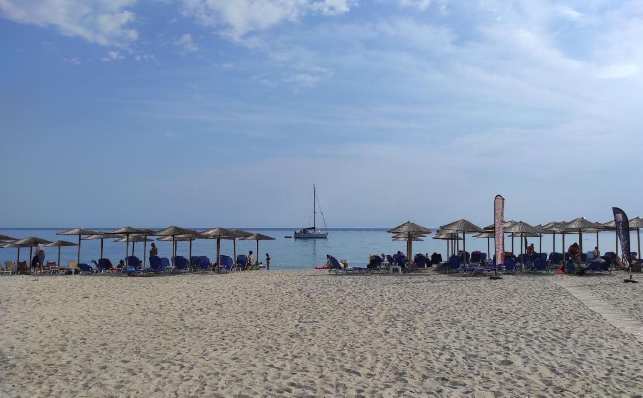 Peristerianos Apartments Nea Skioni Buitenkant foto