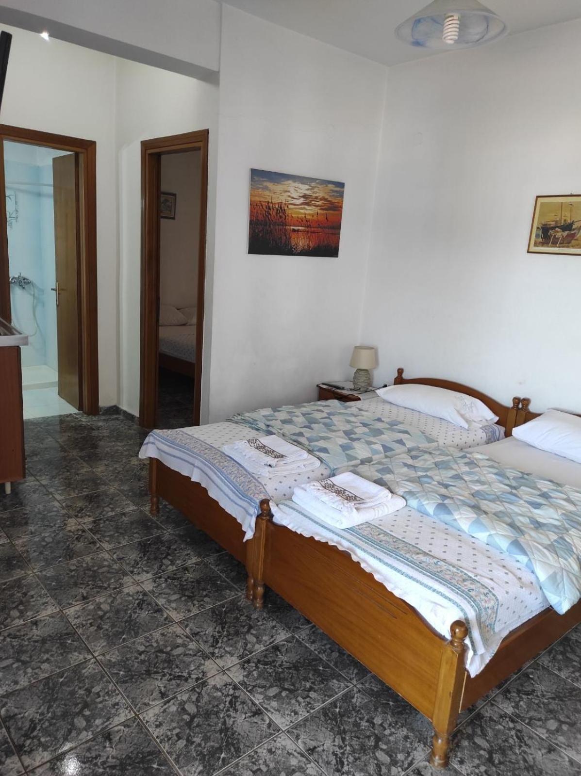 Peristerianos Apartments Nea Skioni Buitenkant foto
