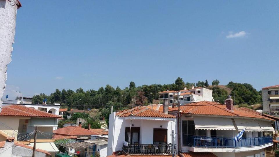 Peristerianos Apartments Nea Skioni Buitenkant foto