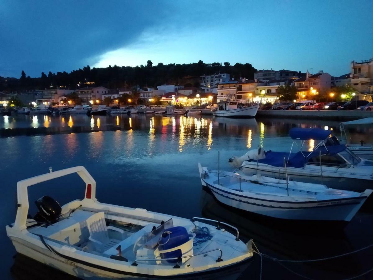 Peristerianos Apartments Nea Skioni Buitenkant foto